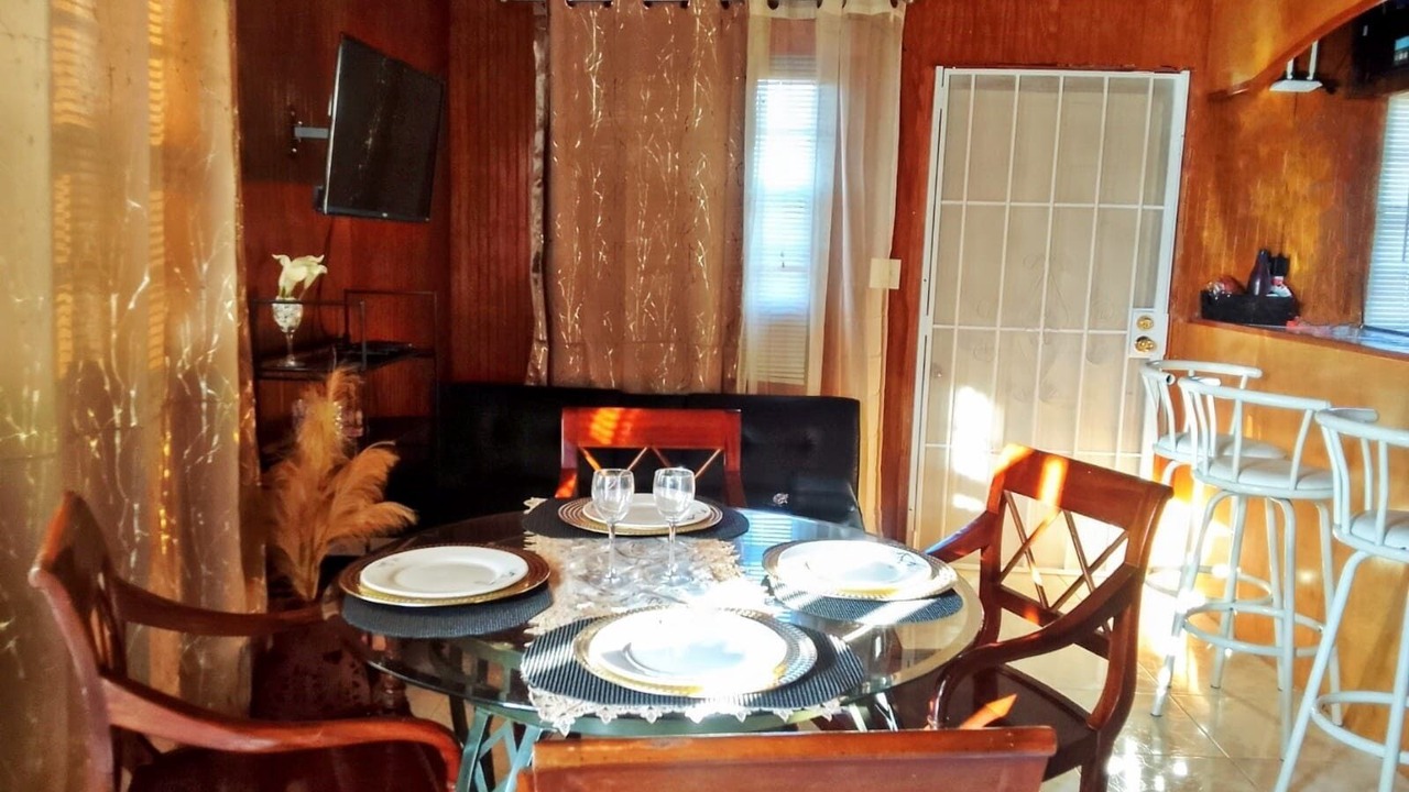 Photo of Livingroom in Rolleville