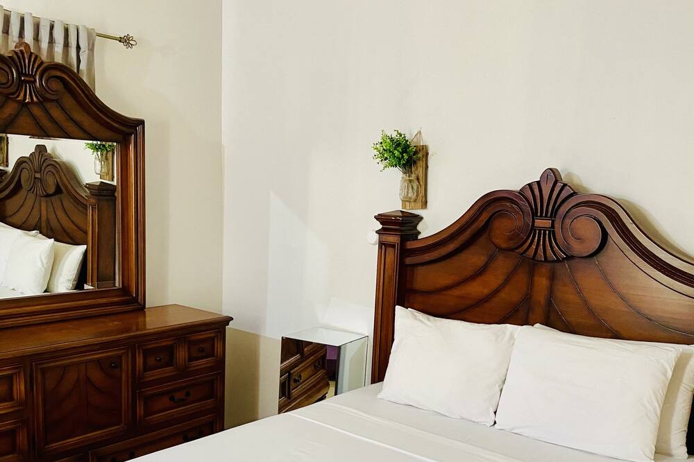Photo of Bedroom in Portmore