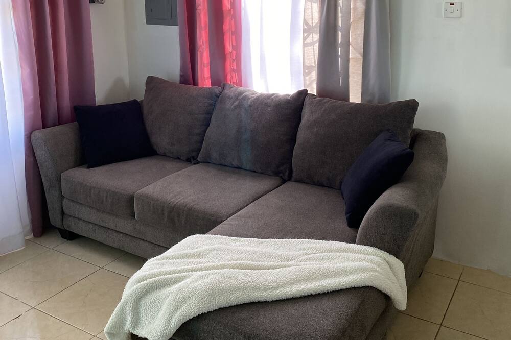 Photo of Livingroom in Portmore