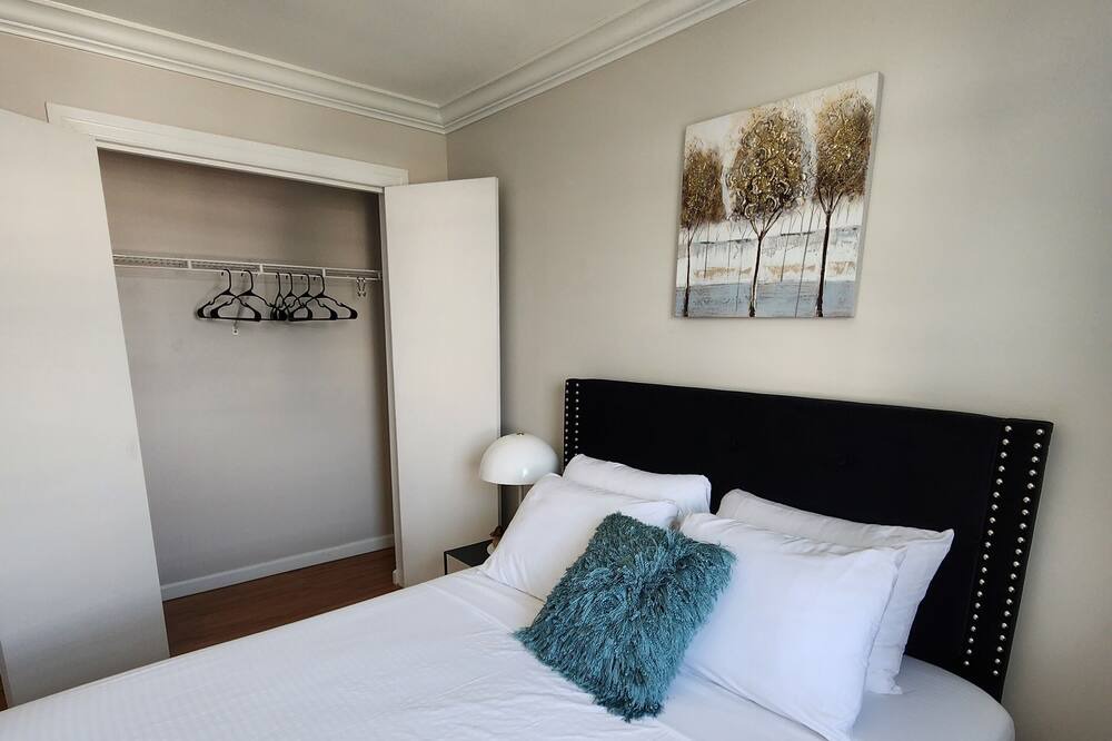 Photo of Bedroom in East New York