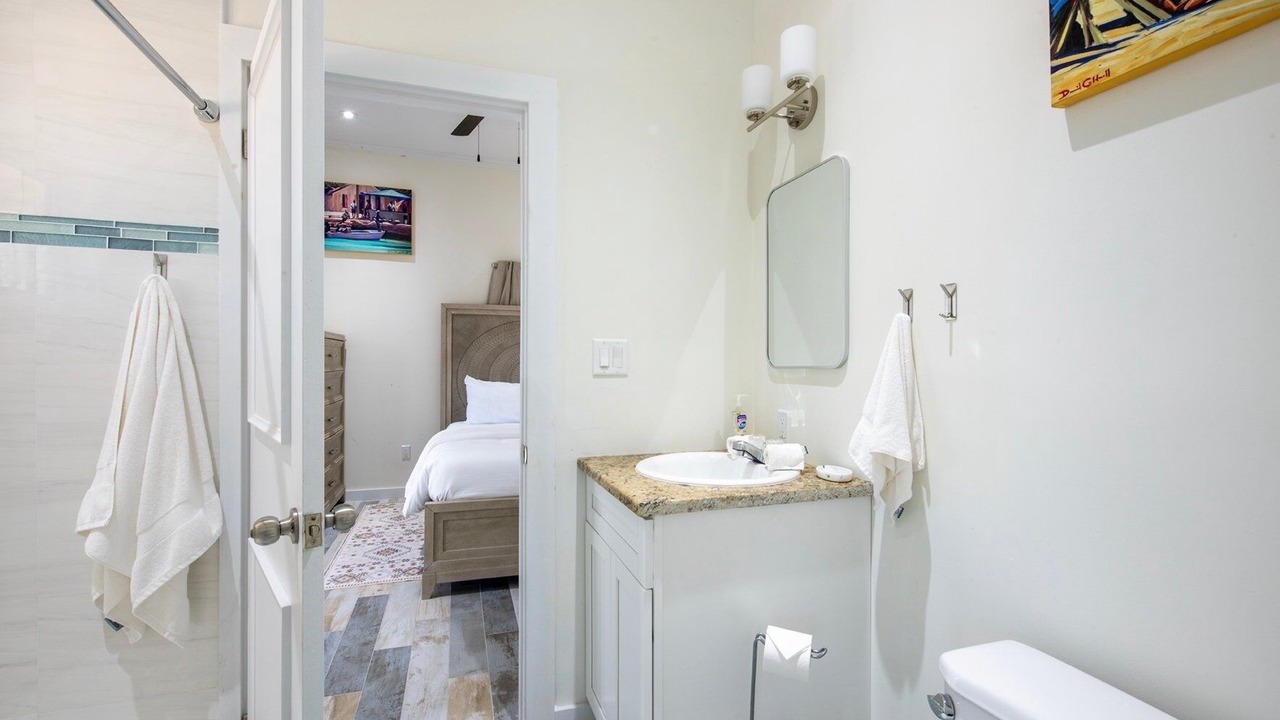 Photo of Bathroom in North Palmetto Point