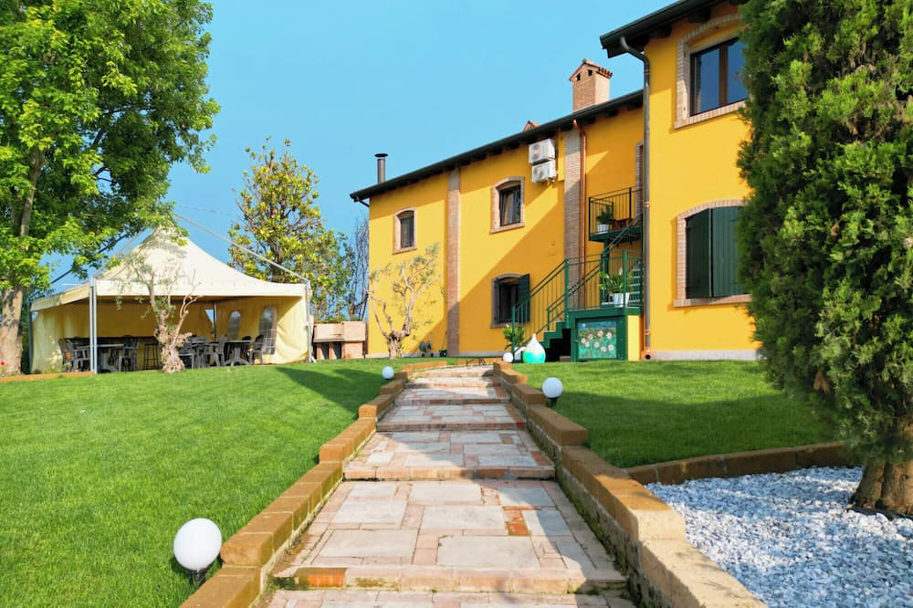 Photo of Outdoor in Isola della Scala