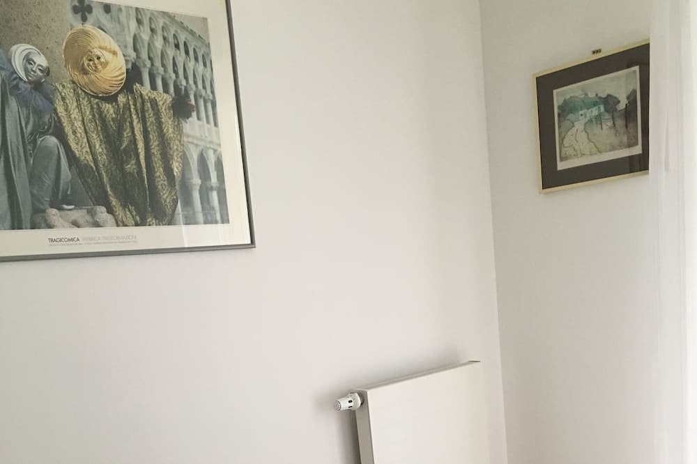 Photo of Bedroom in Antony