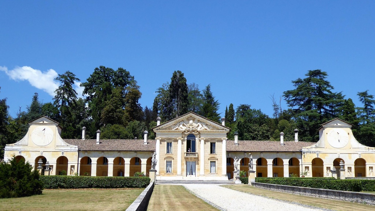 Photo of Outdoor in Zovon