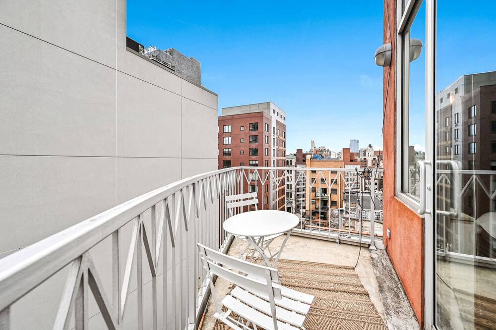 Photo of Outdoor in Bowery