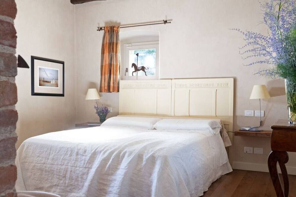 Photo of Bedroom in Asolo