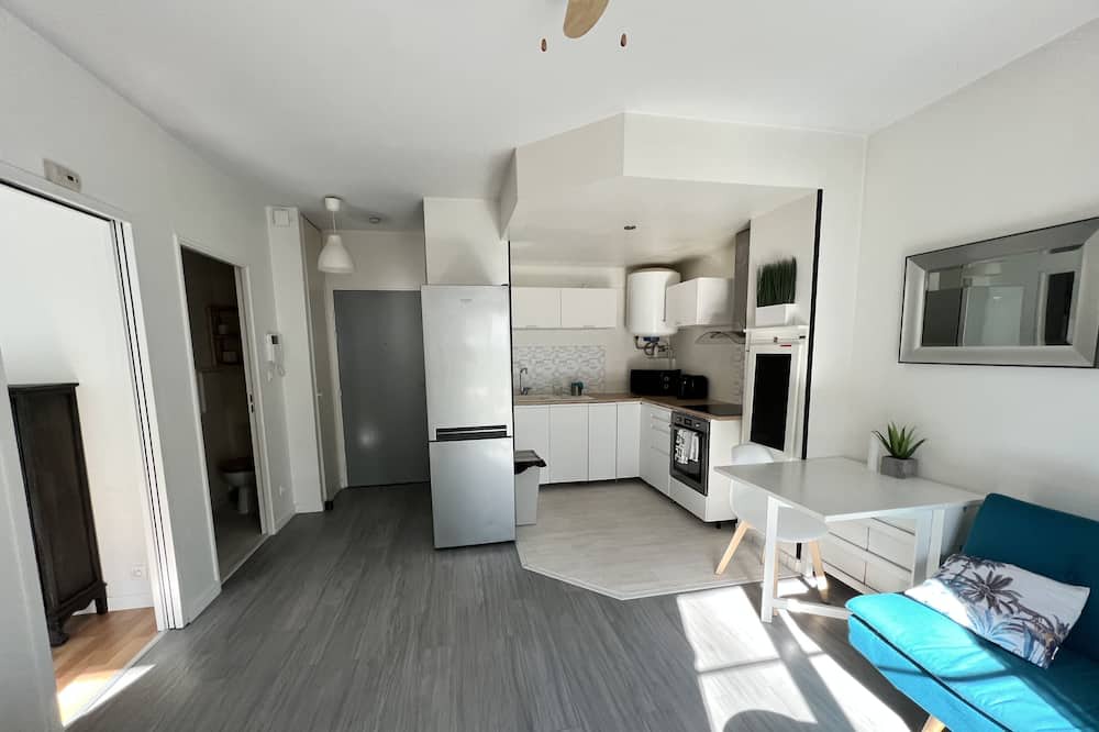 Photo of Livingroom in Le Plessis-Robinson