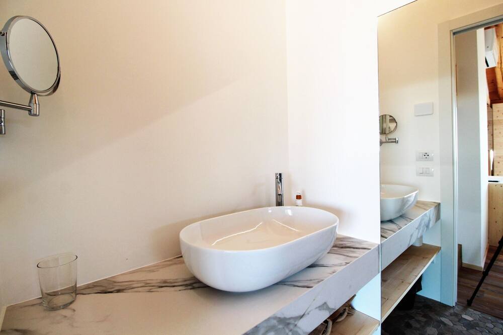 Photo of Bathroom in Venegazzu
