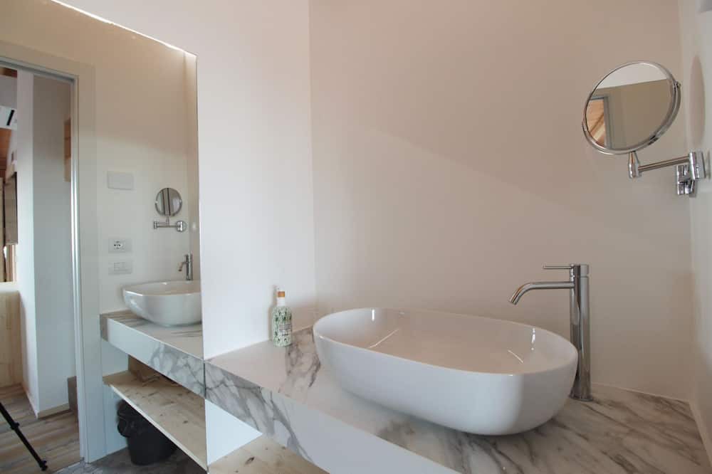Photo of Bathroom in Venegazzu