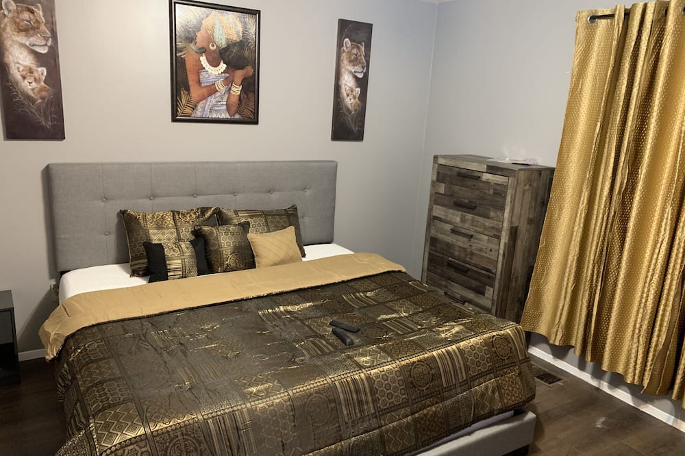 Photo of Bedroom in East New York