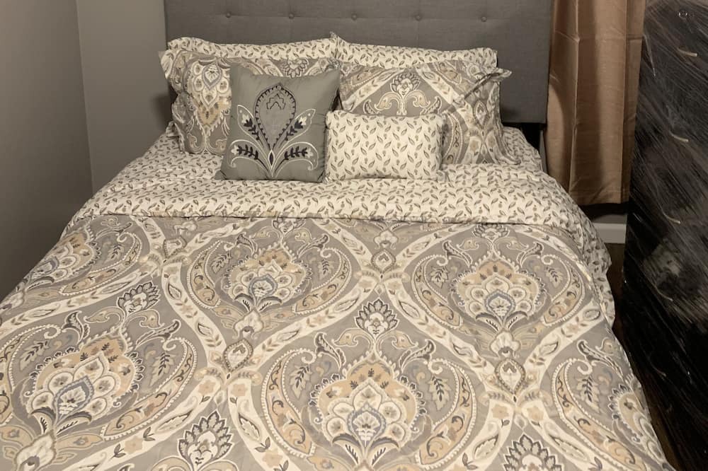 Photo of Bedroom in East New York