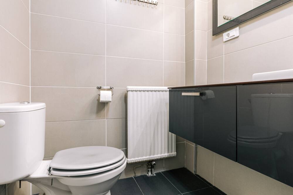 Photo of Bathroom in Petit-Ivry