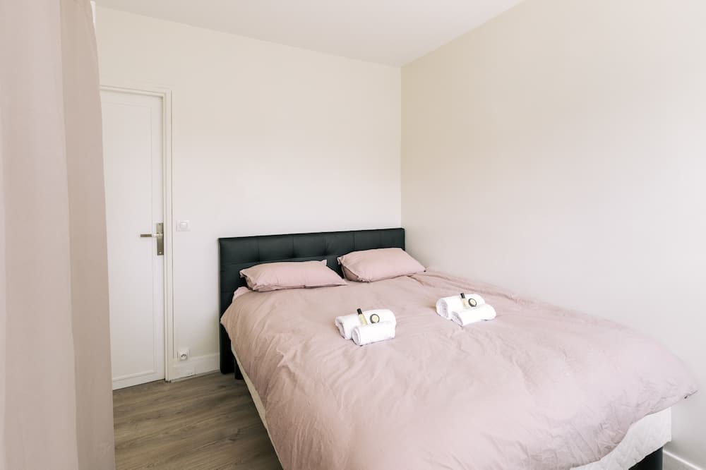 Photo of Bedroom in Petit-Ivry