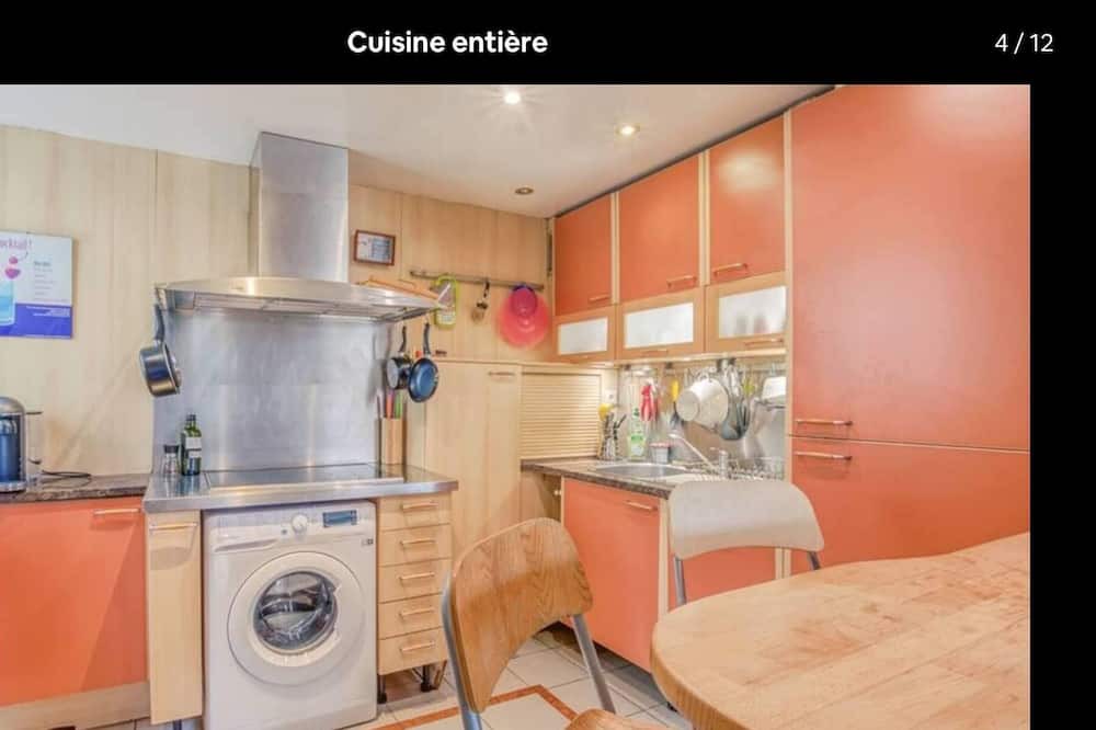 Photo of Kitchen in Le Plessis-Robinson