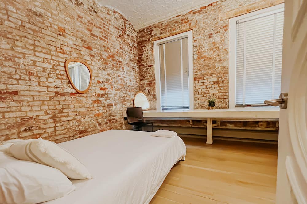 Photo of Bedroom in Peter Cooper Village