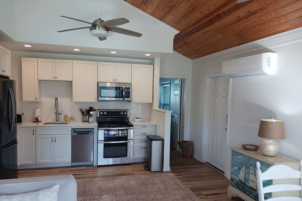 Photo of Kitchen in Treasure Cay