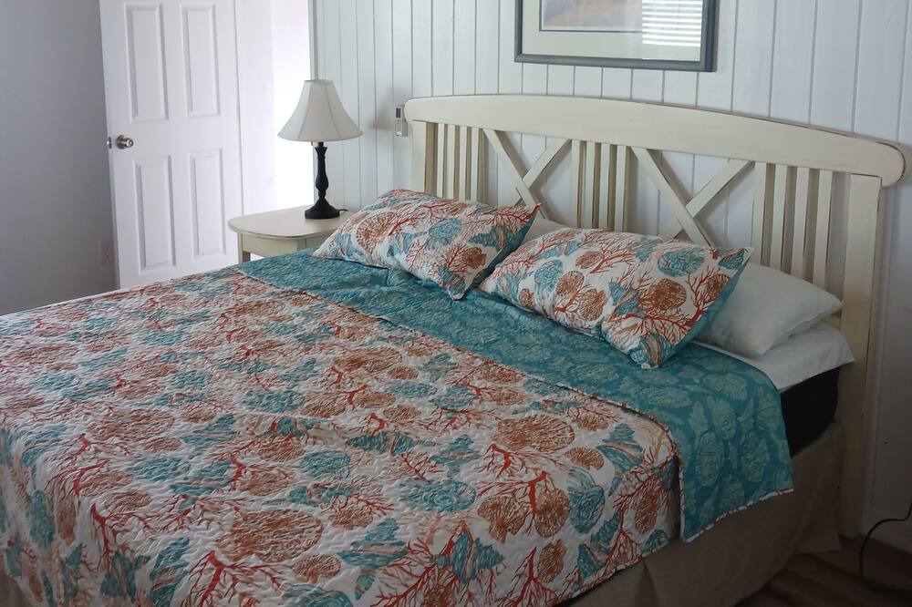 Photo of Bedroom in Treasure Cay