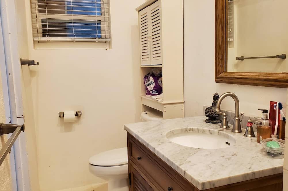 Photo of Bathroom in Rainbow Bay