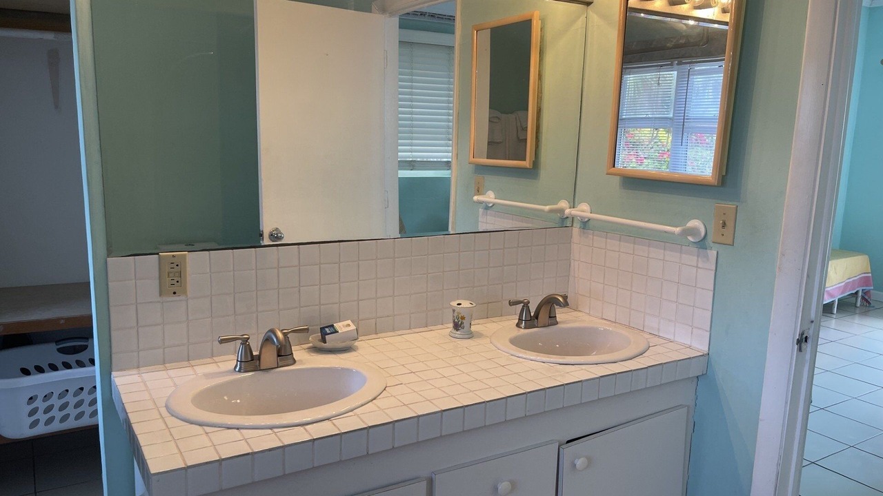 Photo of Bathroom in North Palmetto Point