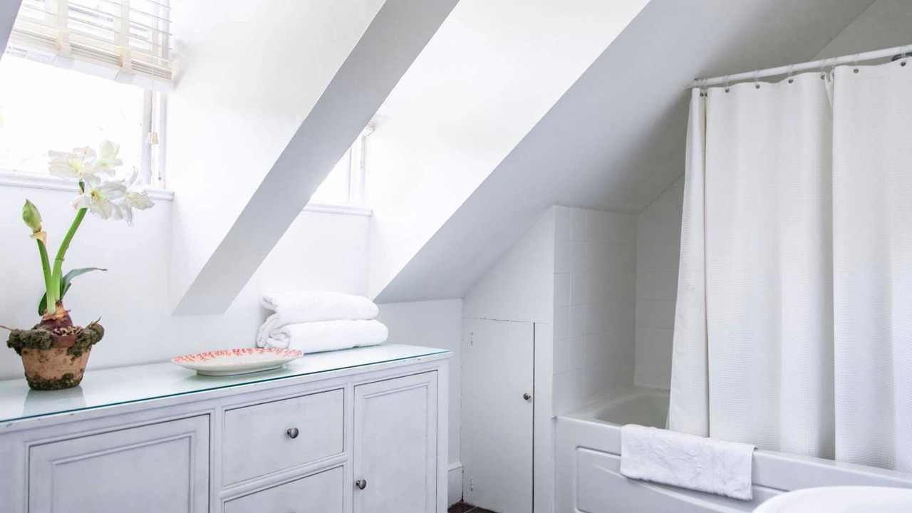 Photo of Bathroom in Governor's Harbour