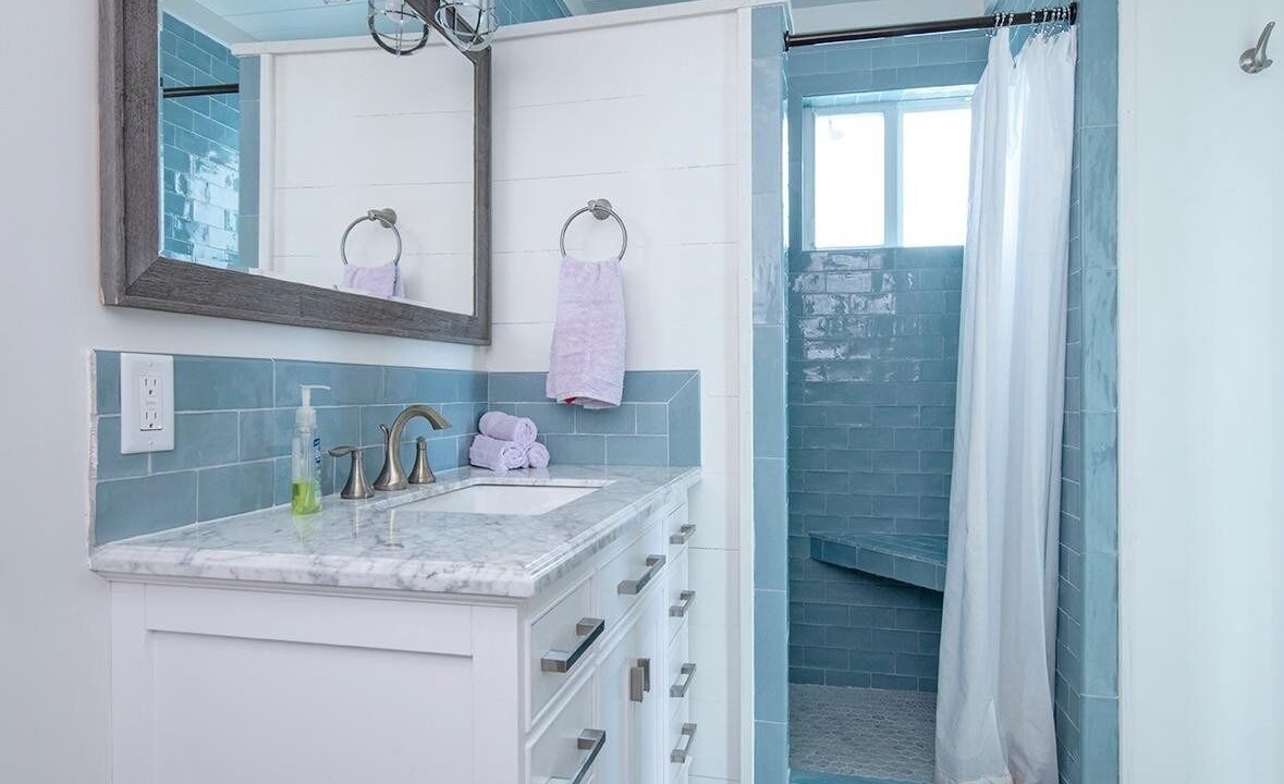 Photo of Bathroom in Governor's Harbour