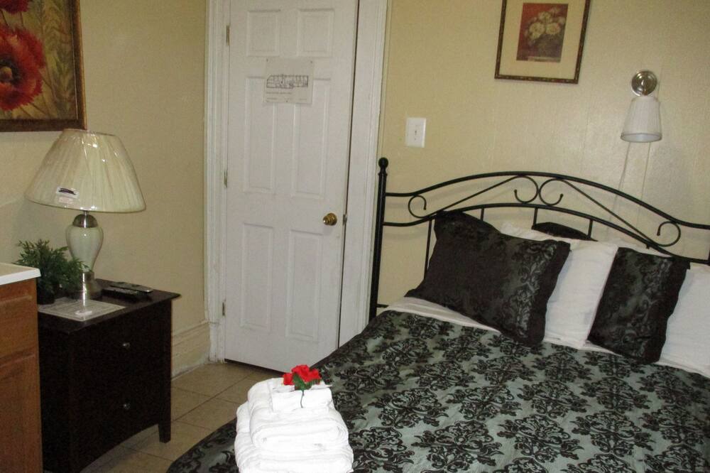 Photo of Bedroom in Bushwick