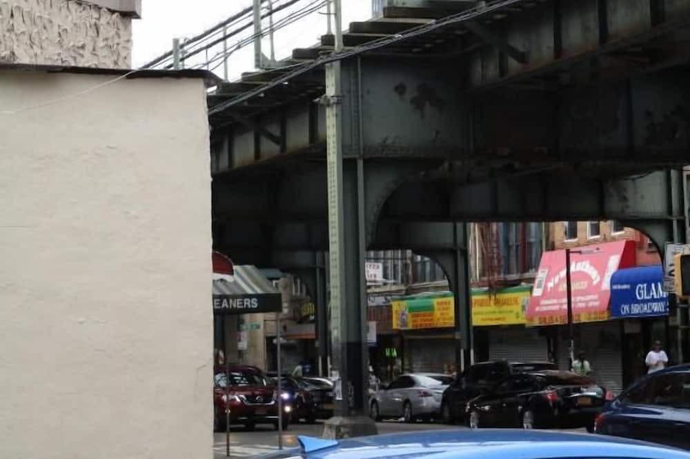 Photo of Outdoor in Bushwick