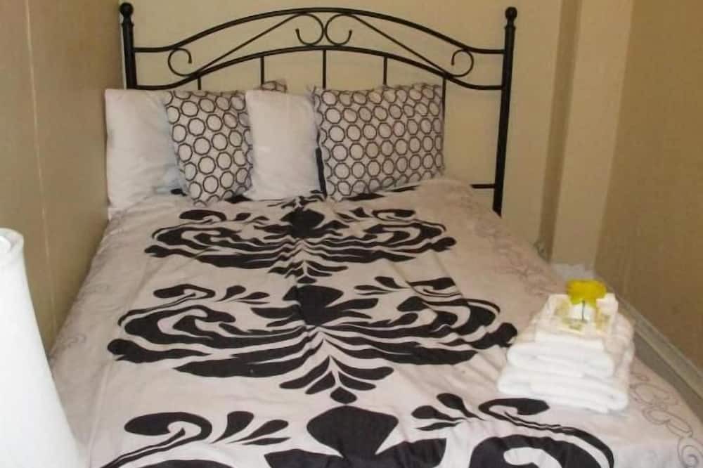 Photo of Bedroom in Bushwick