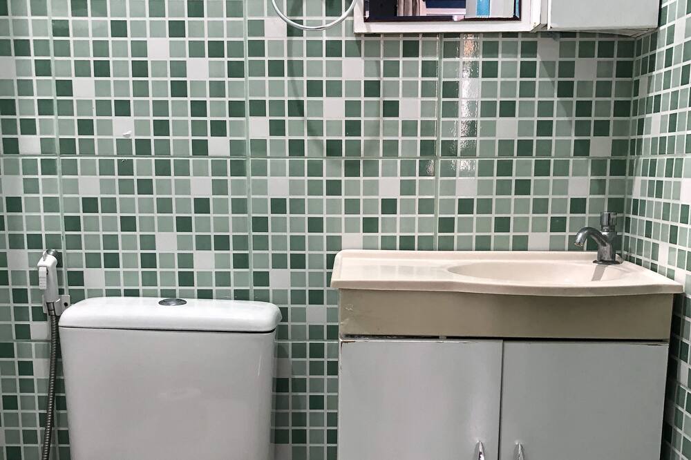 Photo of Bathroom in Arpoador