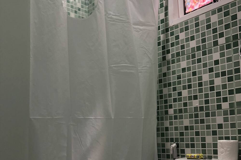 Photo of Bathroom in Arpoador