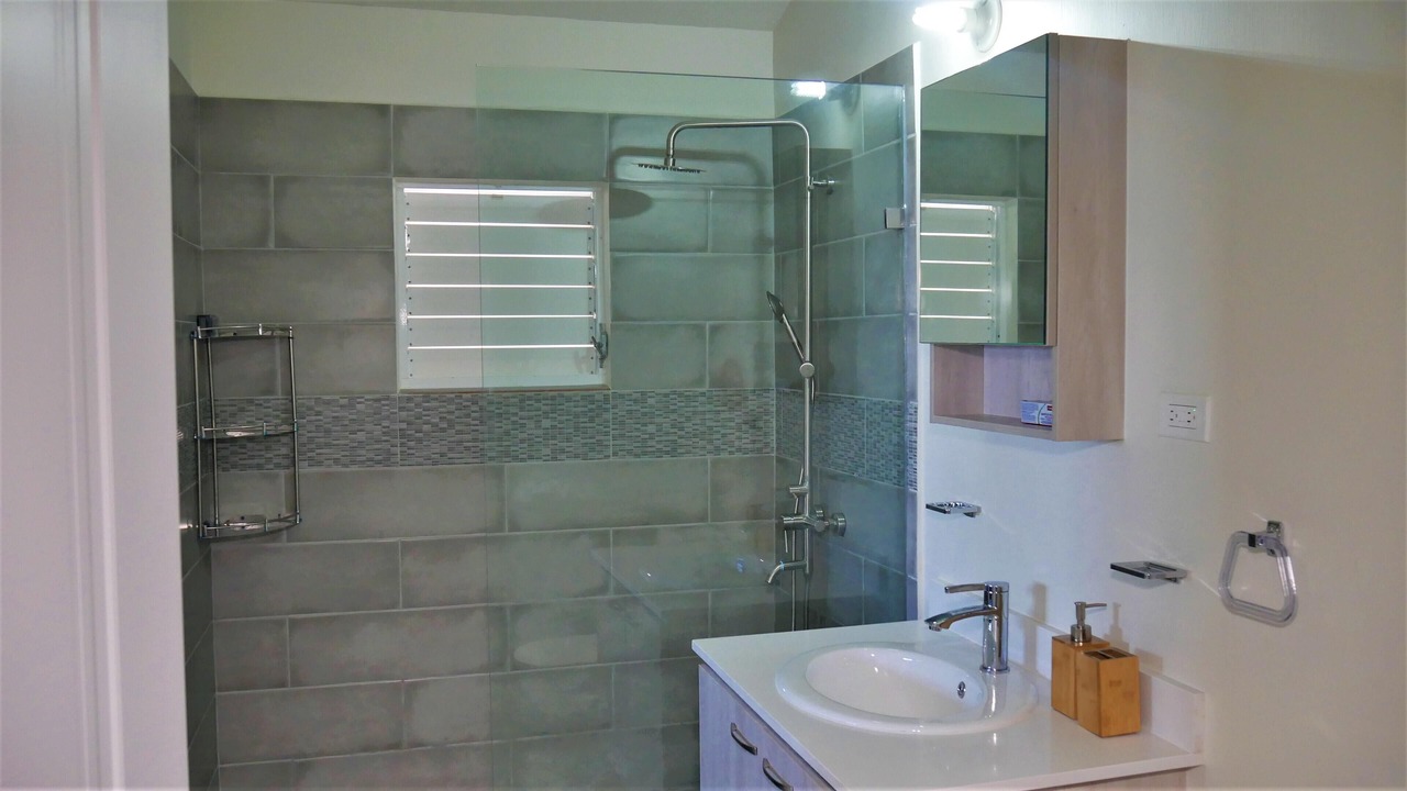 Photo of Bathroom in Discovery Bay