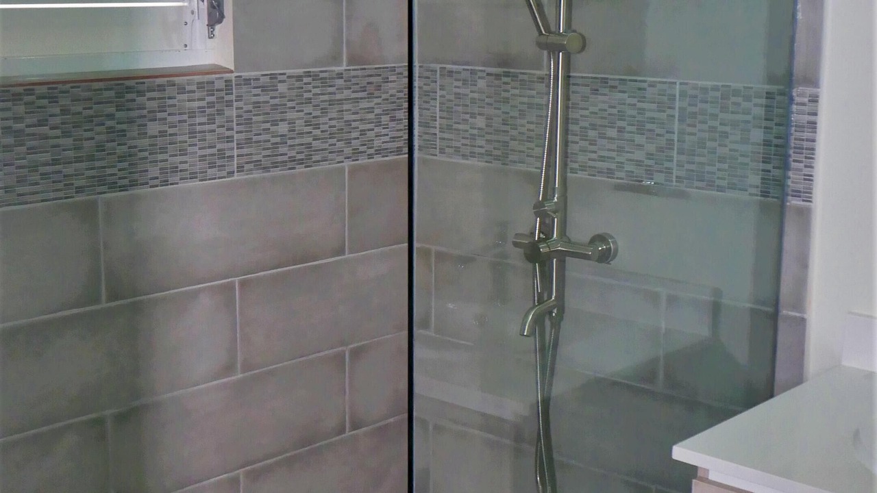 Photo of Bathroom in Discovery Bay