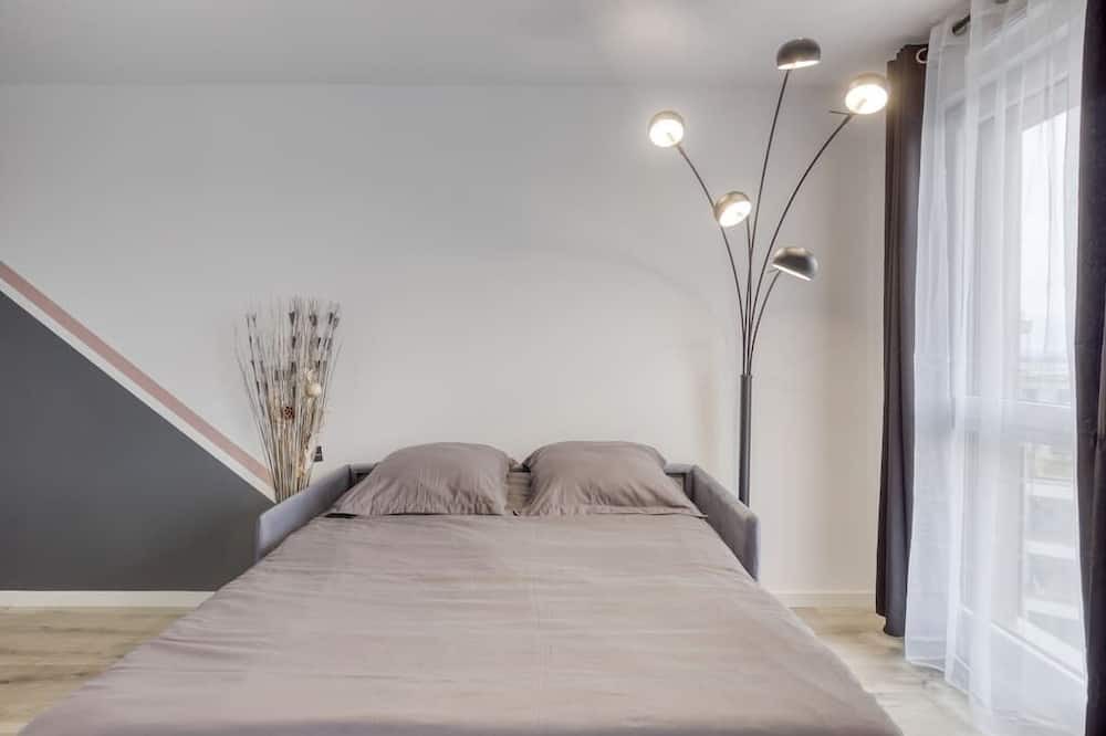 Photo of Bedroom in Thiais