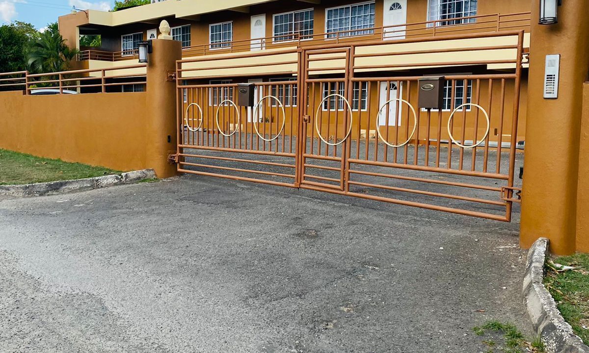 Photo of Outdoor in Molynes Gardens
