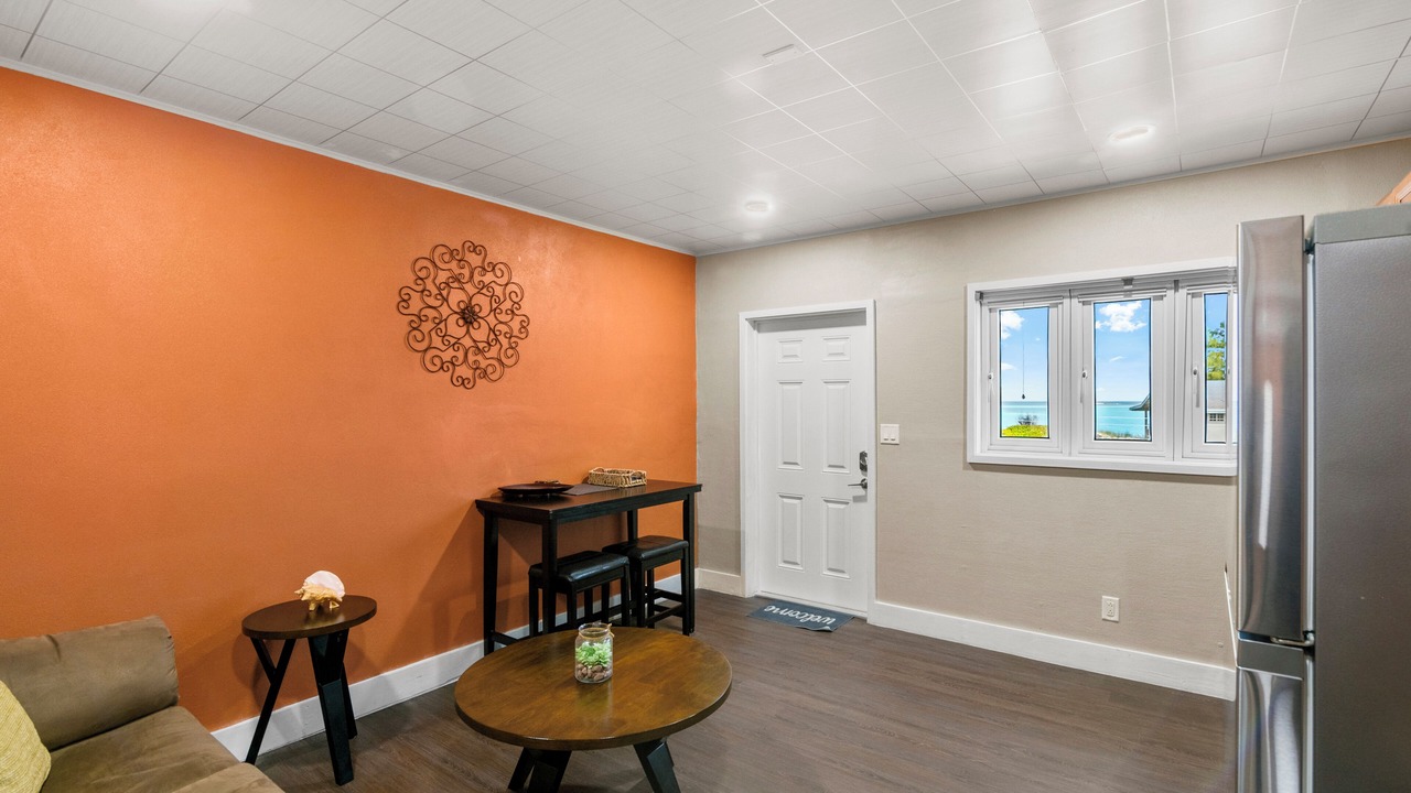 Photo of Livingroom in Farmer's Hill