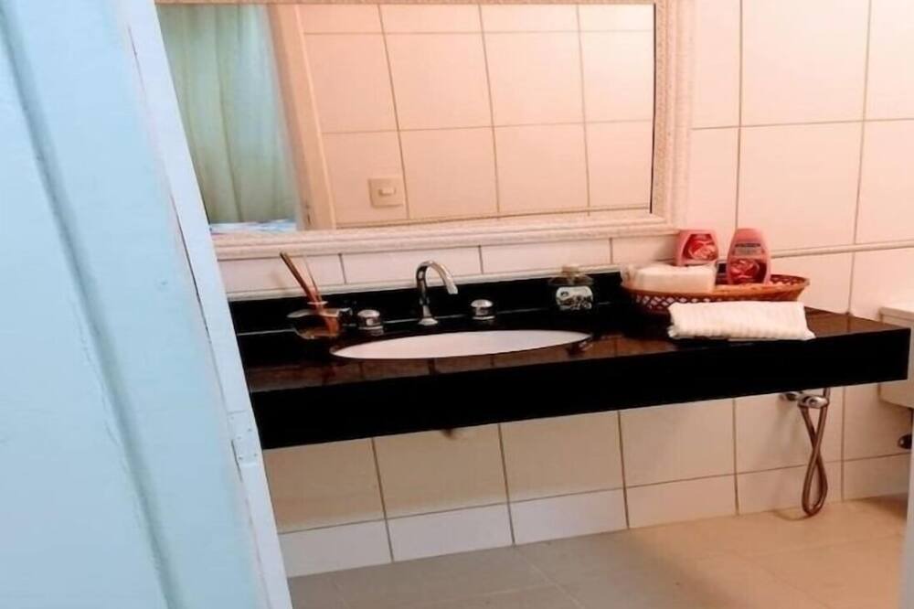 Photo of Bathroom in Itacoatiara
