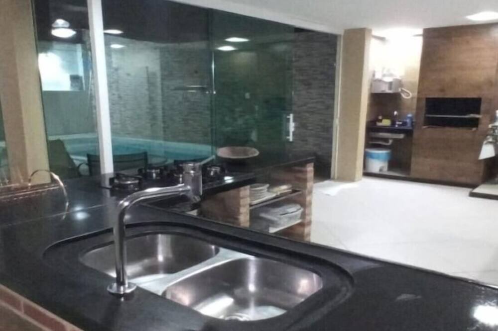 Photo of Kitchen in Itacoatiara