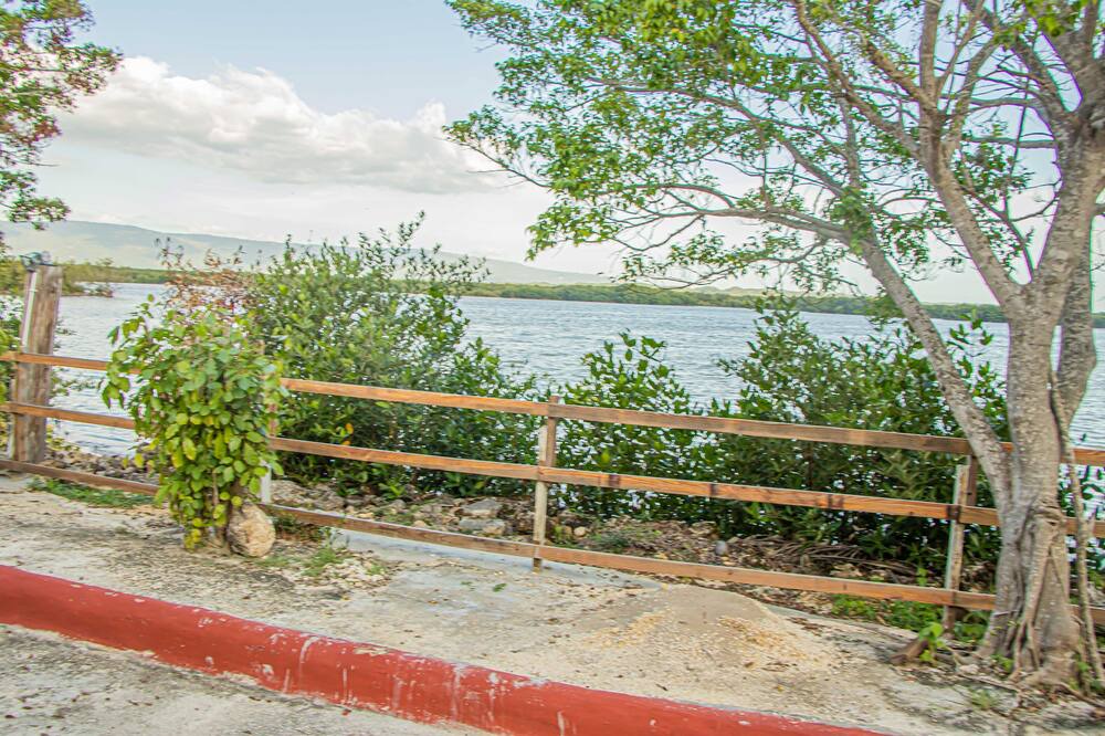 Photo of Outdoor in Lacovia