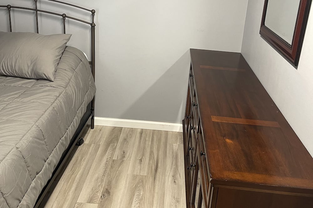 Photo of Bedroom in Prince's Bay
