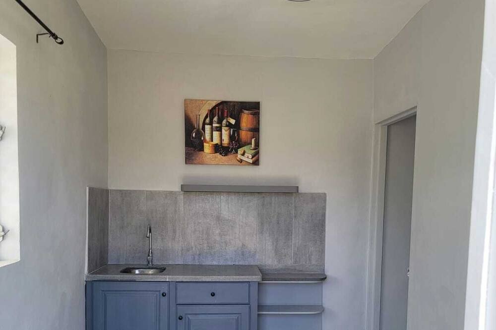Photo of Kitchen in Cave Hill Estate