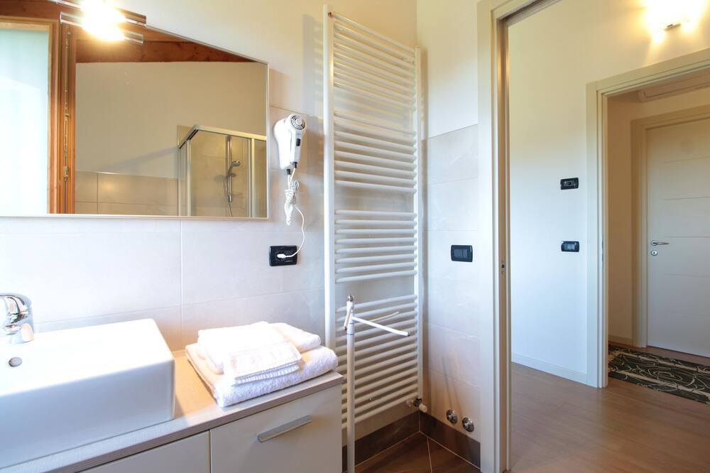 Photo of Bathroom in Miane