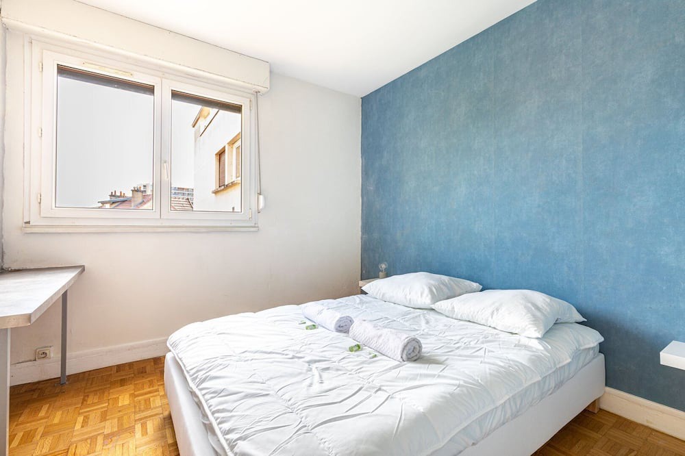 Photo of Bedroom in Fontenay-aux-Roses
