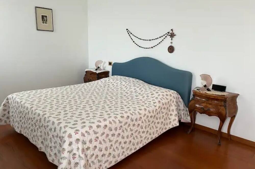 Photo of Bedroom in Monfumo