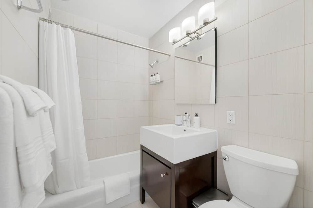 Photo of Bathroom in Kips Bay