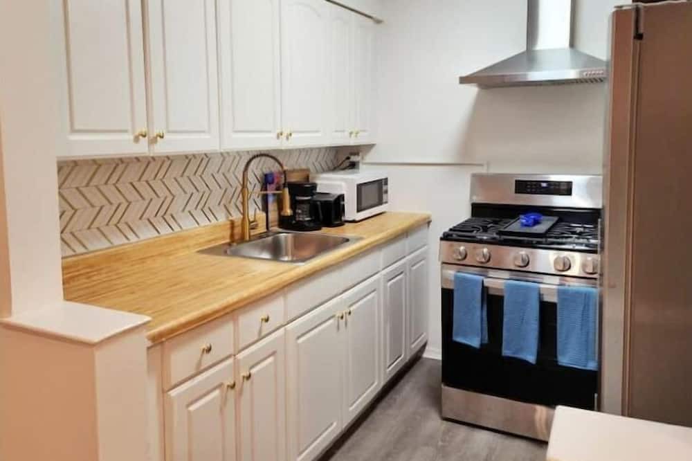 Photo of Kitchen in Canarsie