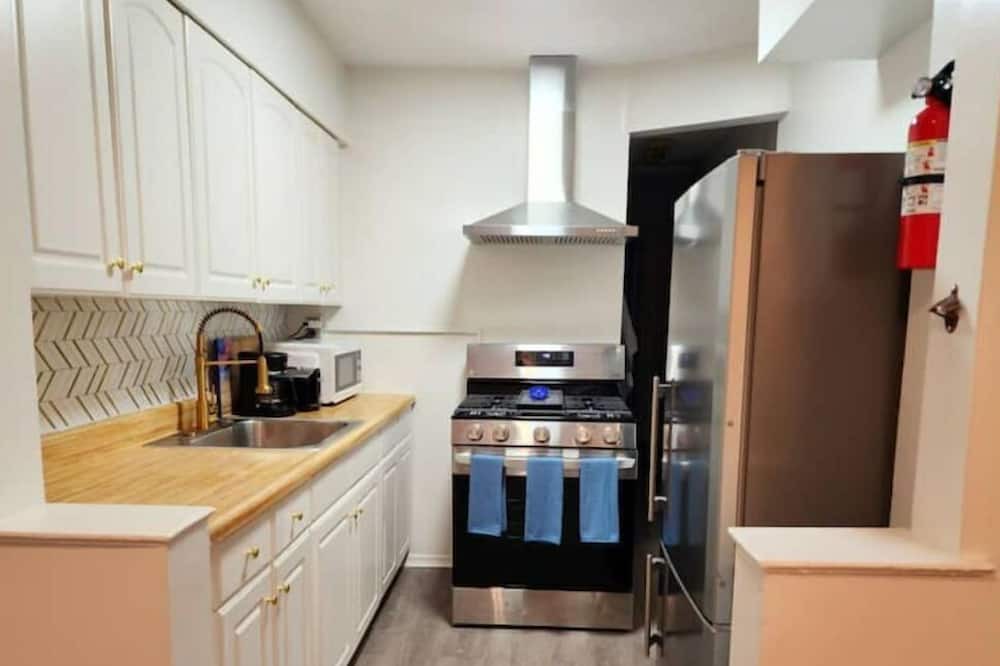 Photo of Kitchen in Canarsie