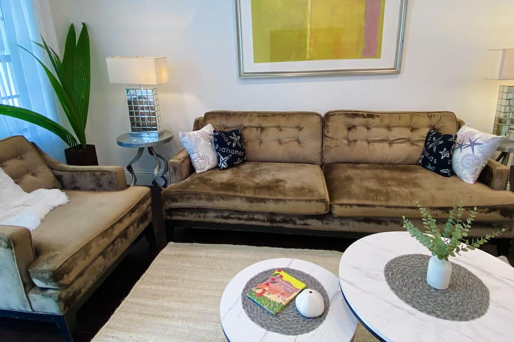 Photo of Livingroom in Westward Villas Subdivision