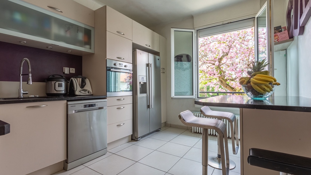 Photo of Kitchen in Paray-Vieille-Poste