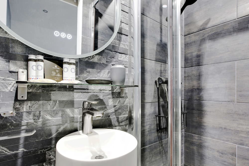 Photo of Bathroom in Prince–Marmottan