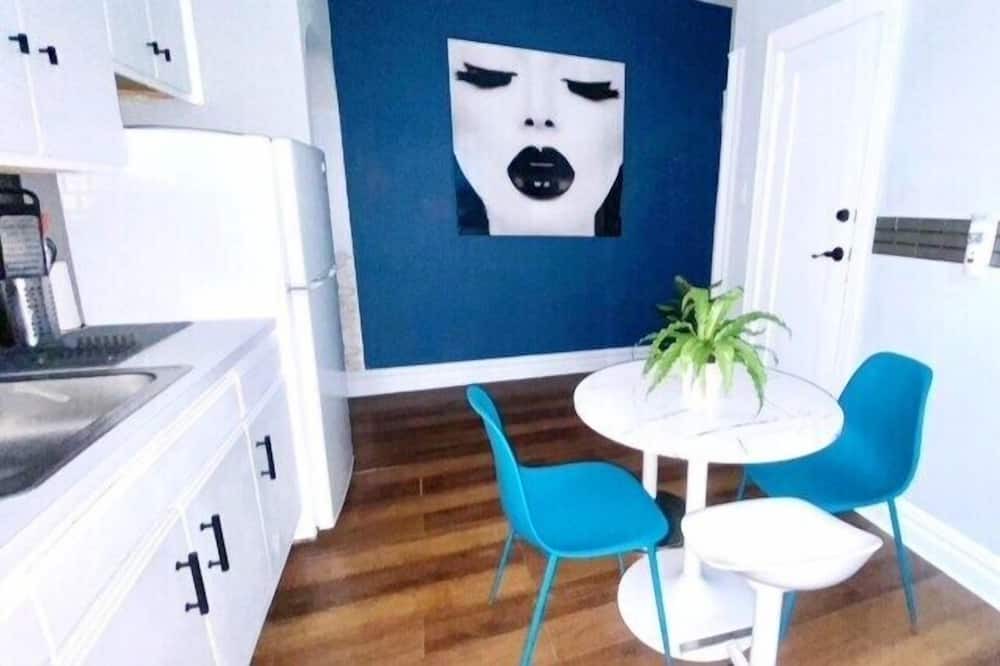 Photo of Kitchen in Flatlands